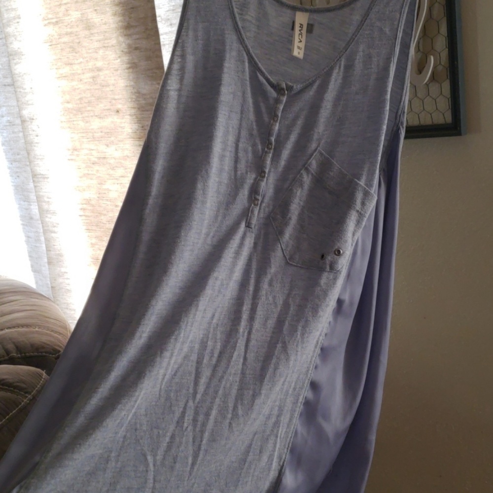 Tank - Picture 2 of 4